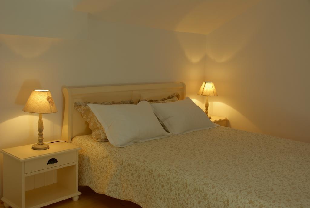 Casuta Cu Prieteni Cornu de Jos Room photo