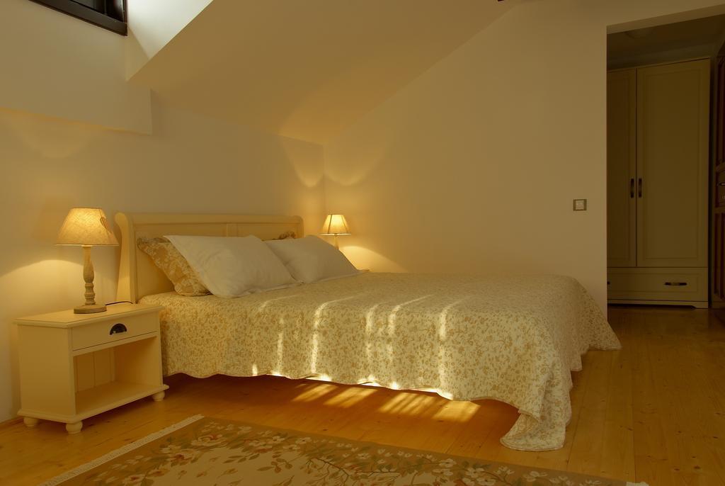 Casuta Cu Prieteni Cornu de Jos Room photo